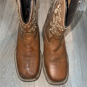 Brown Western Cowboy Boots with Embroidery